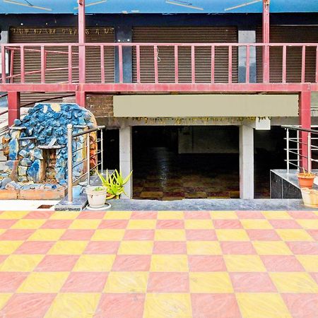 Super Townhouse Mancherial Mancherāl Kültér fotó